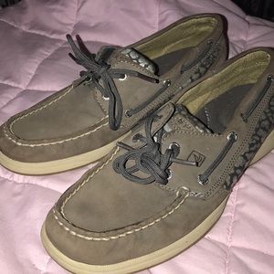 Sperry shoes